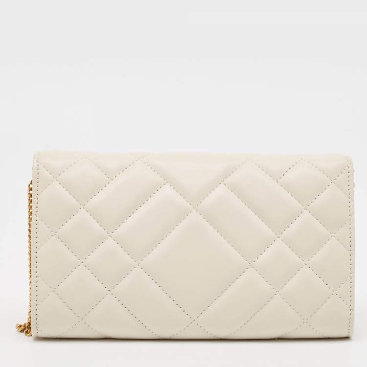 Pre Owned Versace Off White Quilted Leather La Medusa Chain Clutch
