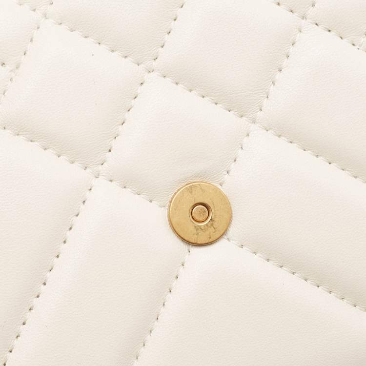 Pre Owned Versace Off White Quilted Leather La Medusa Chain Clutch