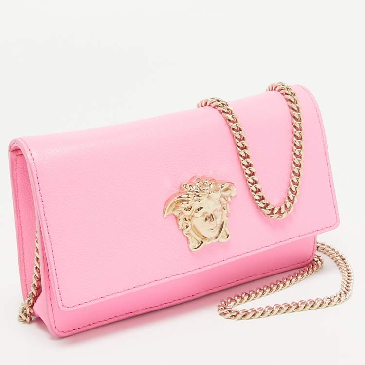 Pre Owned Versace Pink Leather Medusa Medusa Chain Clutch