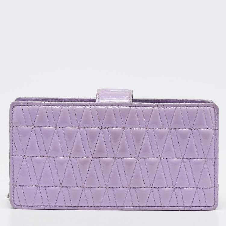 Pre Owned Versace Lilac Quilted Patent Leather Virtus Wallet on Chain