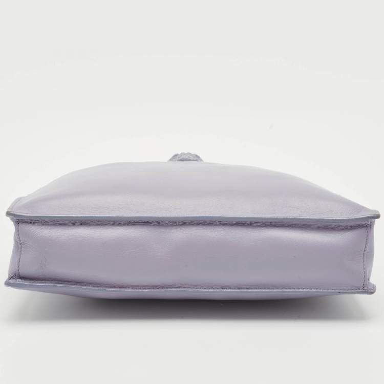 مملوكة مسبقًا Versace Lavender Leather Medusa Shoulder Bag