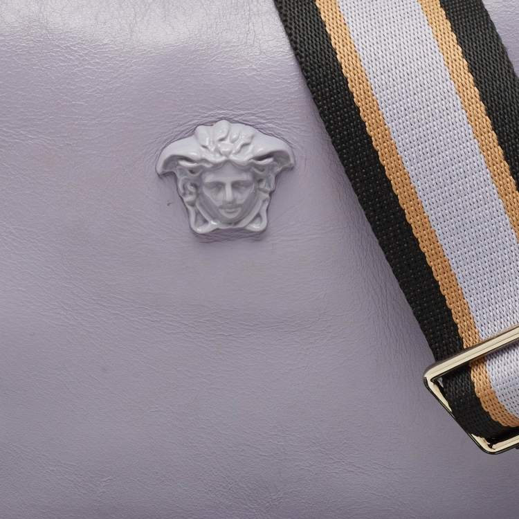 مملوكة مسبقًا Versace Lavender Leather Medusa Shoulder Bag