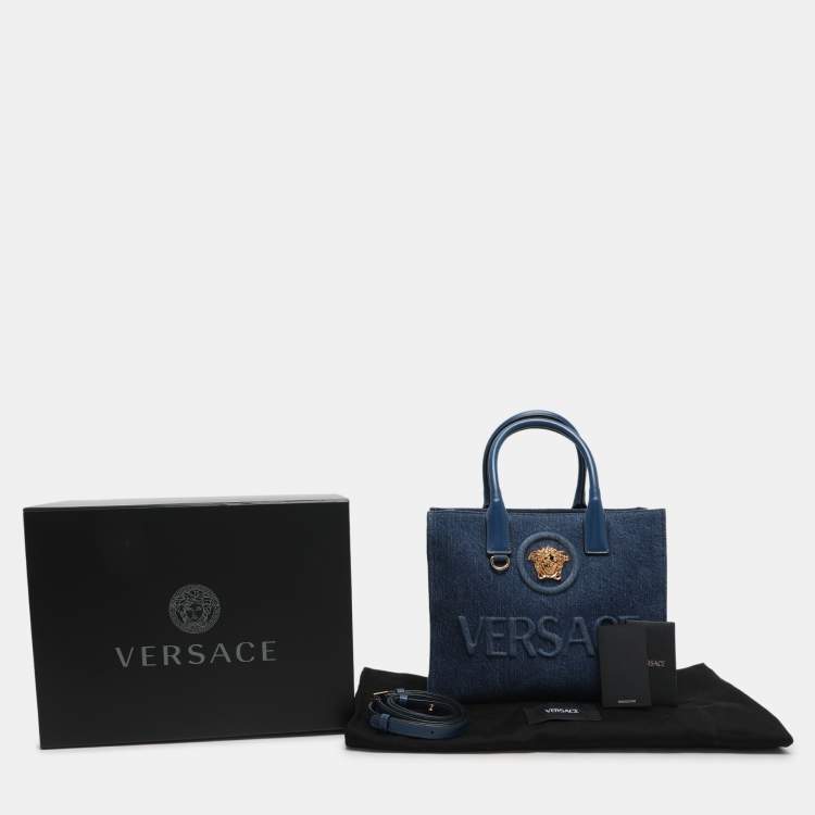 مملوكة مسبقًا Versace Blue Denim Small La Medusa Tote
