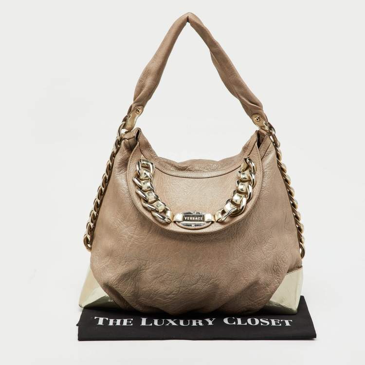 Pre Owned Versace Metallic Beige/Gold Leather Chain Link Flap Hobo