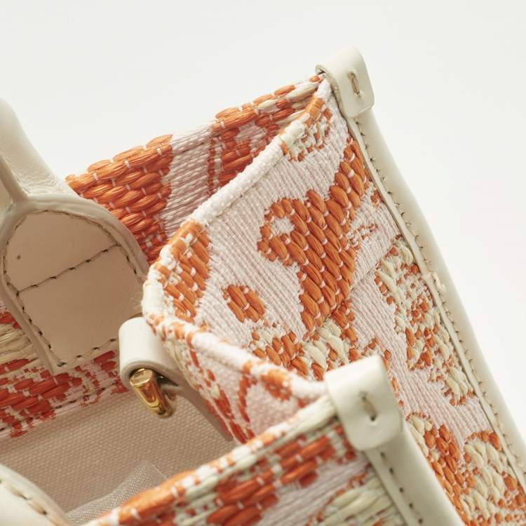 مملوكة مسبقًا Versace Orange/Pink Canvas and Raffia Small Barocco Athena Tote