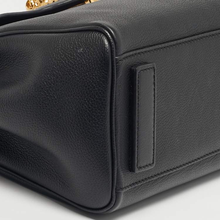 مملوكة مسبقًا Versace La Medusa Black Leather Flap Top Handle Bag