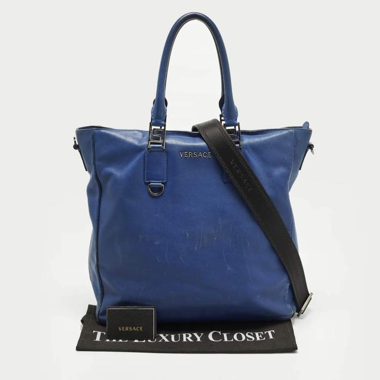 مملوكة مسبقًا Versace Blue Leather Weekender Bag