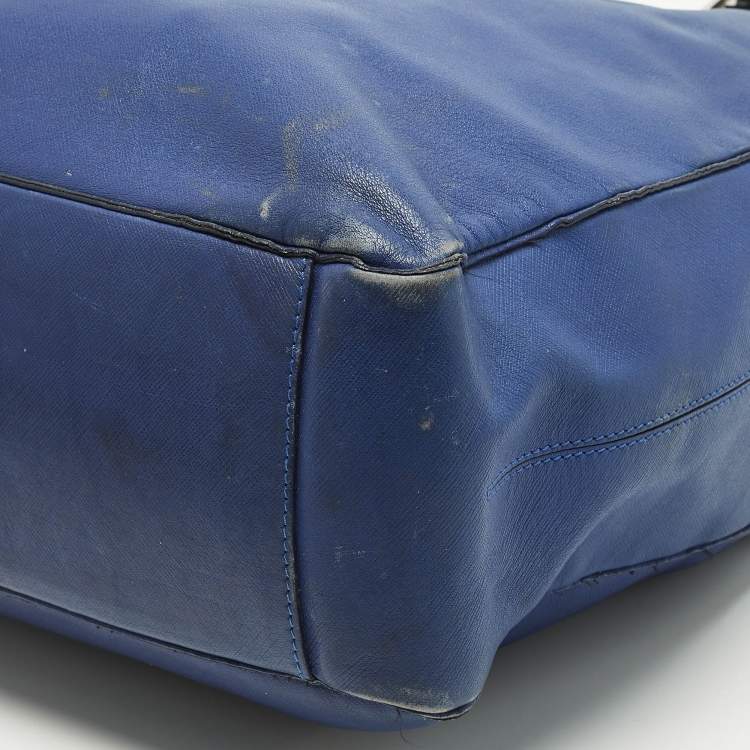 مملوكة مسبقًا Versace Blue Leather Weekender Bag