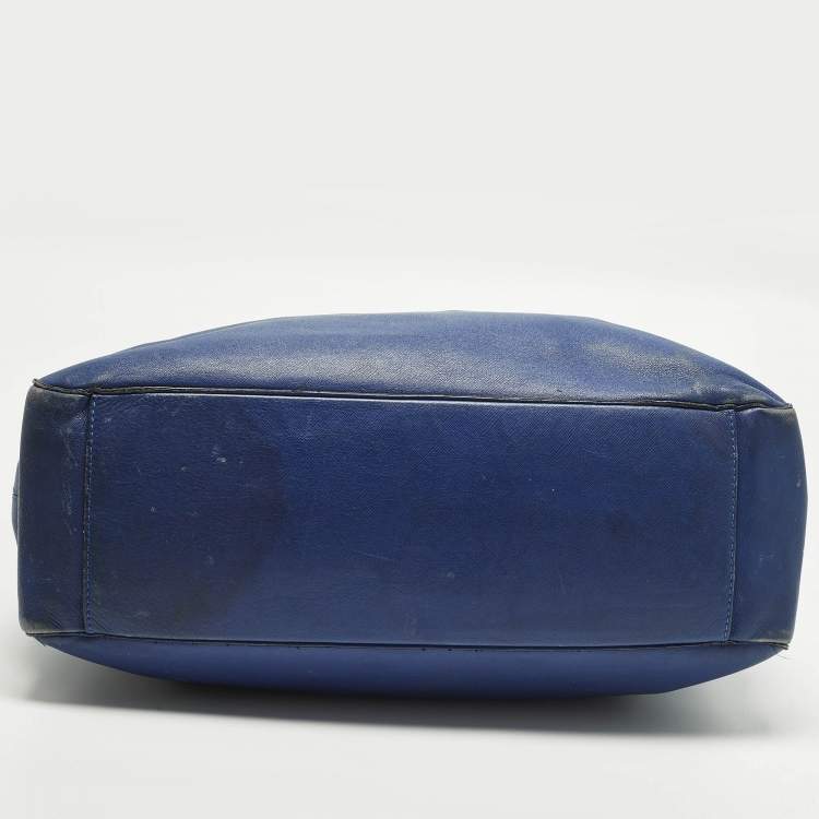 مملوكة مسبقًا Versace Blue Leather Weekender Bag