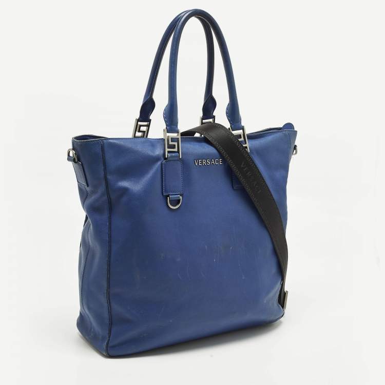 مملوكة مسبقًا Versace Blue Leather Weekender Bag