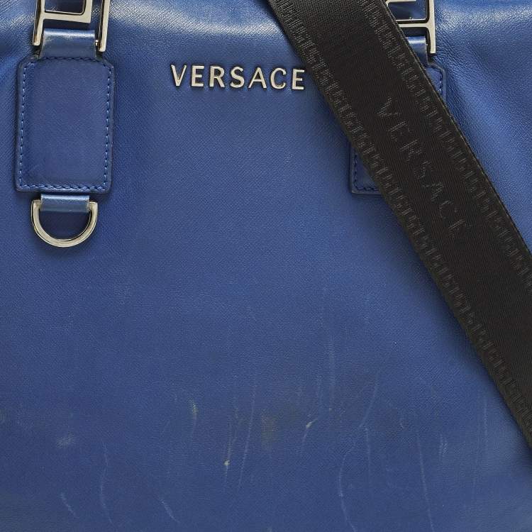 مملوكة مسبقًا Versace Blue Leather Weekender Bag