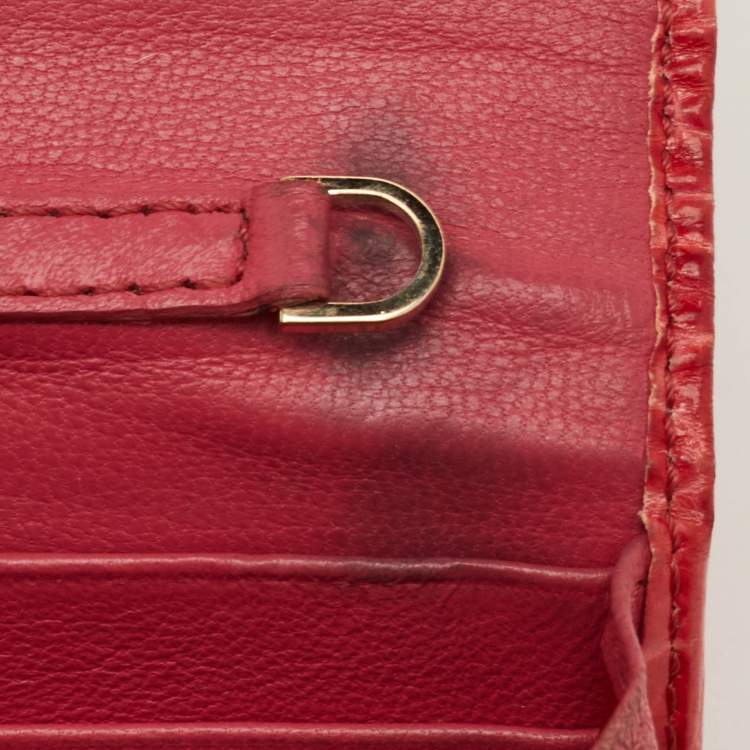 Pre Owned Versace La Medusa Medium Red Croc Embossed Leather Wallet On Chain