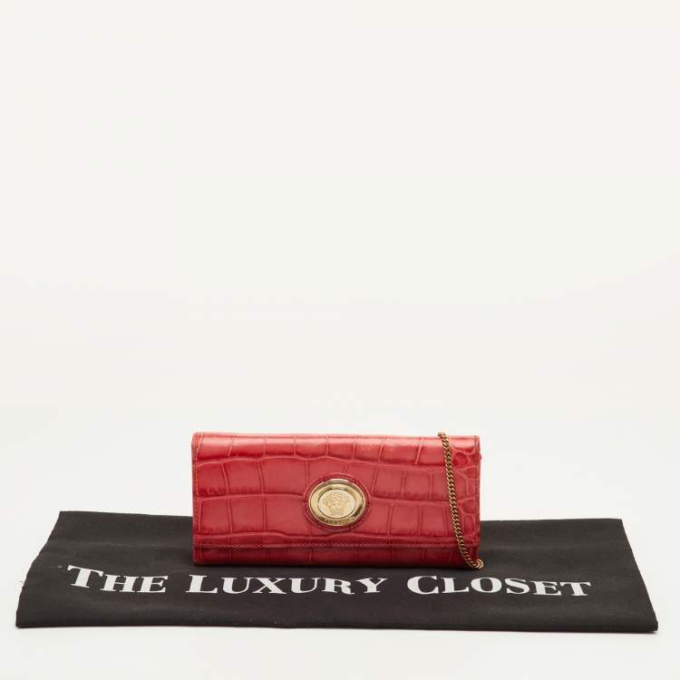 Pre Owned Versace La Medusa Medium Red Croc Embossed Leather Wallet On Chain