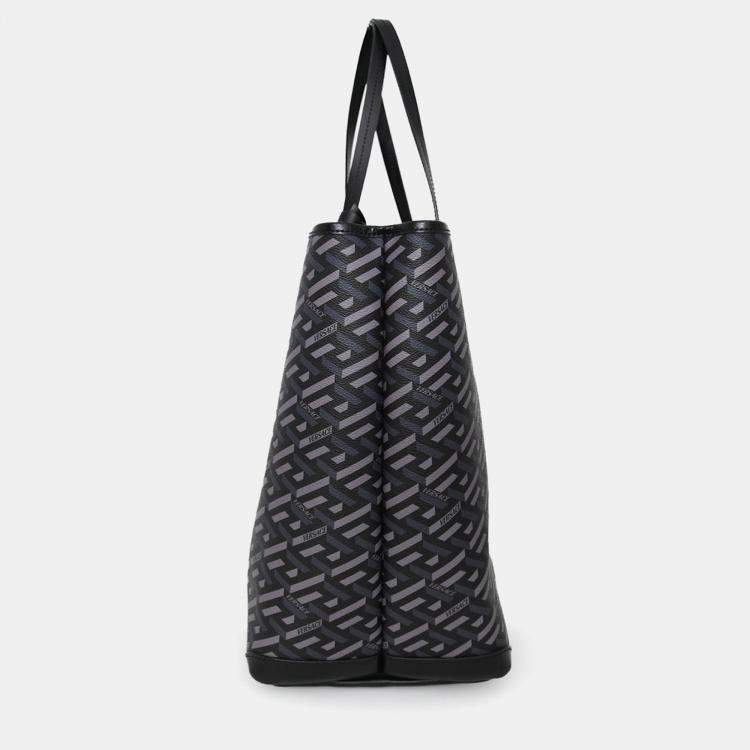 مملوكة مسبقًا Versace Grey La Greca Canvas Smiley Medusa Tote Bag with Pouch