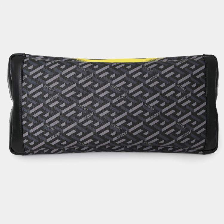 مملوكة مسبقًا Versace Grey La Greca Canvas Smiley Medusa Tote Bag with Pouch