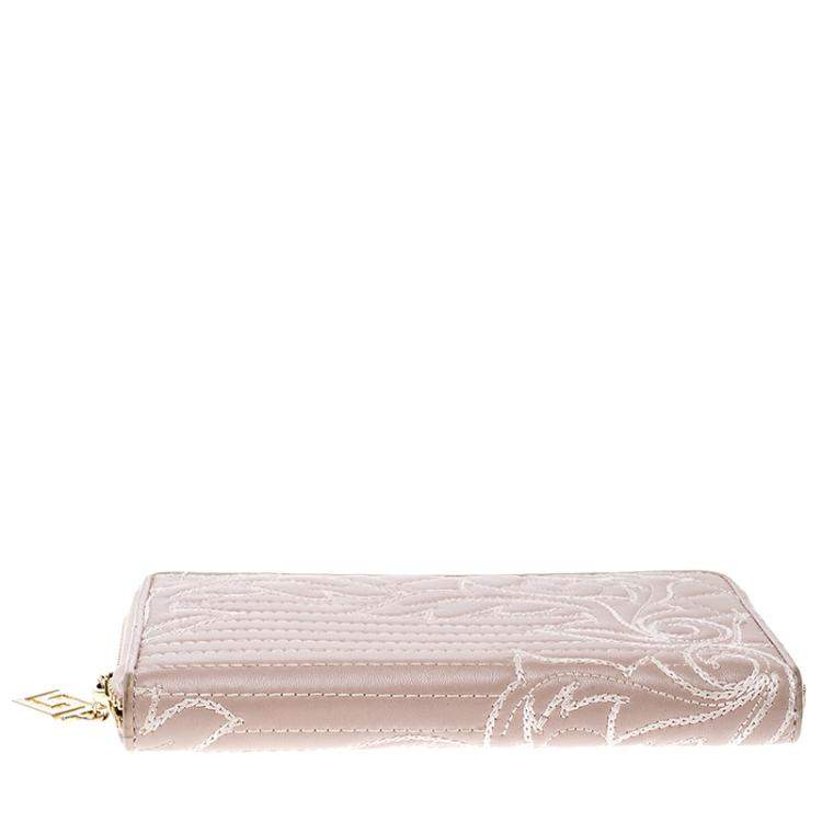 Pre Owned Versace Blush Pink Quilted Leather Vanitas Zip Around Wallet