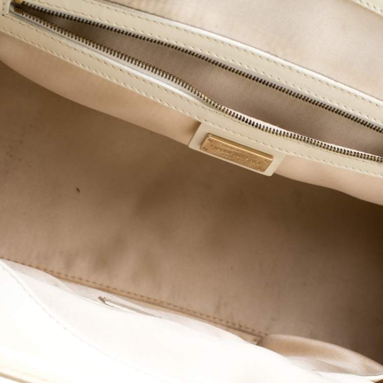 Pre Owned Versace Cream Quilted Patent Leather Snap Out Of It Satchel