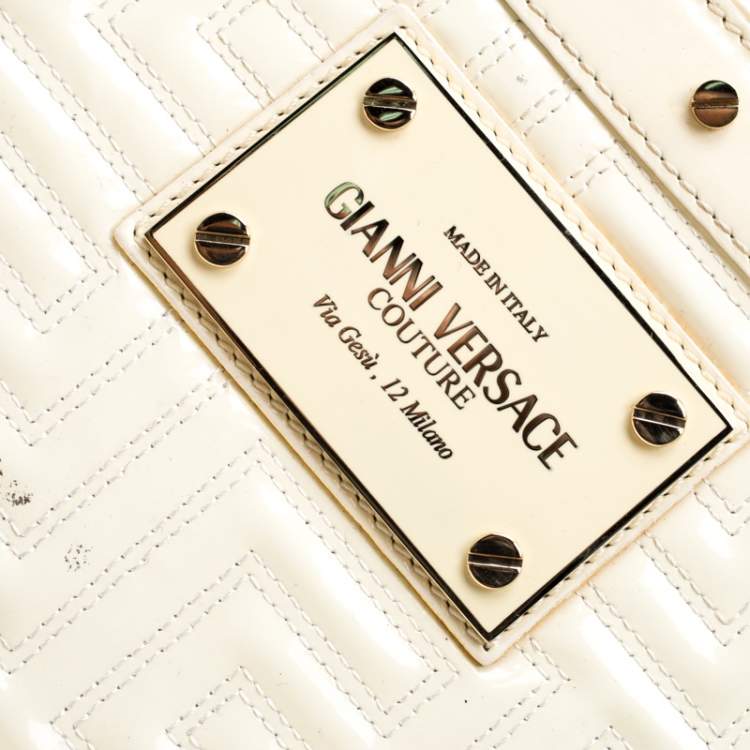 Pre Owned Versace Cream Quilted Patent Leather Snap Out Of It Satchel