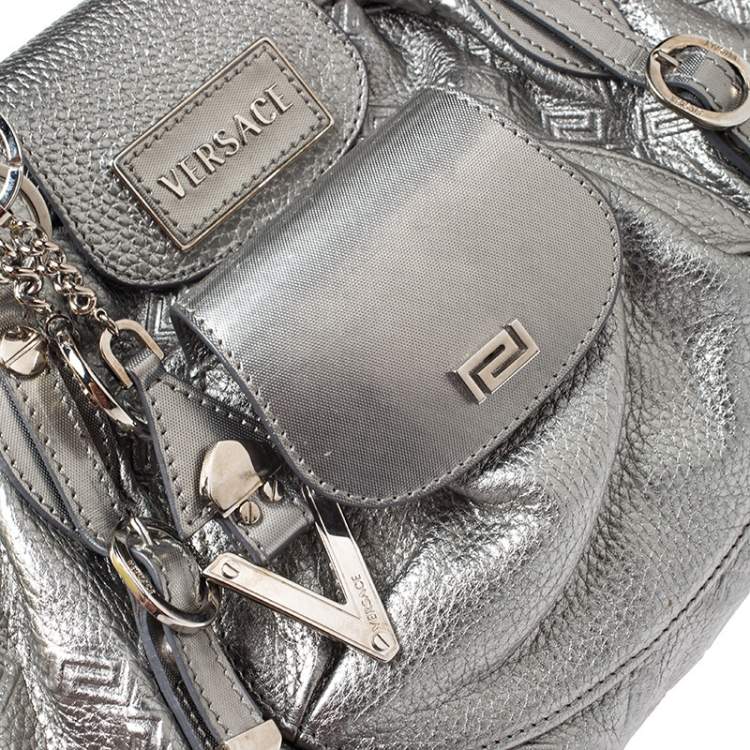 Pre Owned Versace Metallic Silver Leather Chain Link Satchel