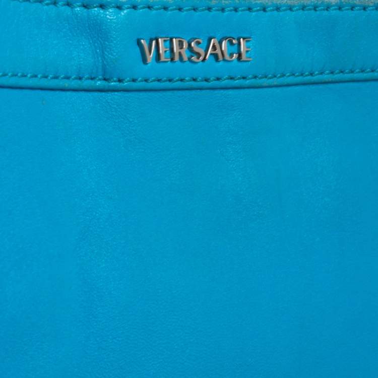 Pre Owned Versace Light Blue Leather Zip Around Hobo