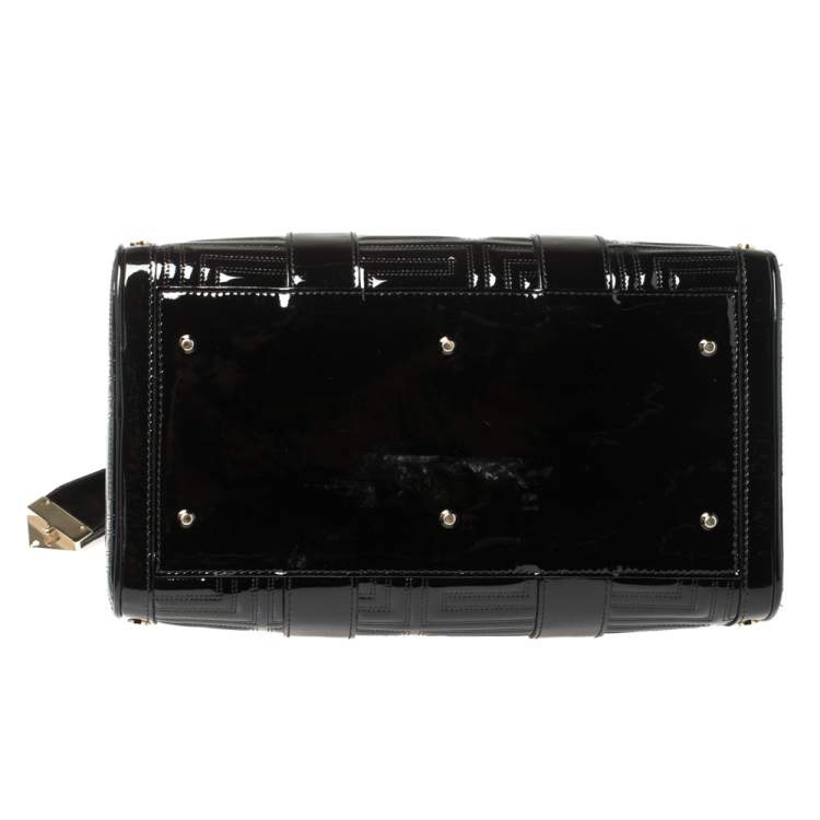 Pre Owned Versace Black Quilted Patent Leather Snap Out Of It Satchel