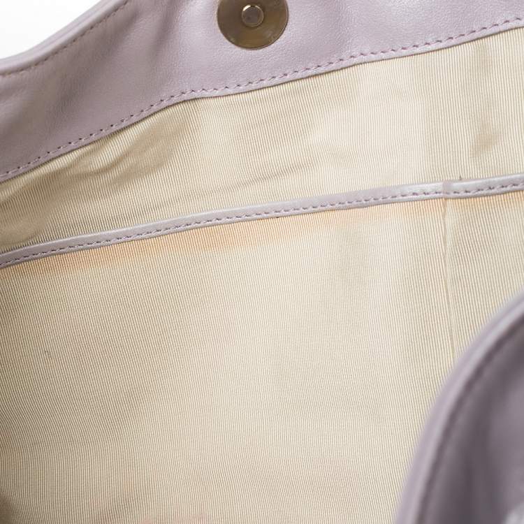 Pre Owned Versace Lilac Leather Medusa Embossed Hobo 