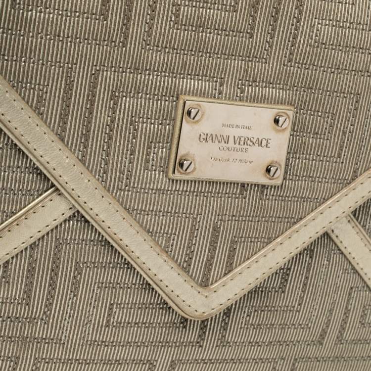 Pre Owned Versace Chain Gold Fabric Gianni Couture Envelope Chain Clutch