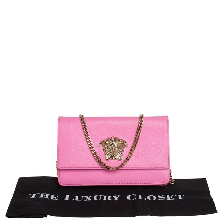 Pre Owned Versace Pink Leather Medusa Medusa Chain Clutch