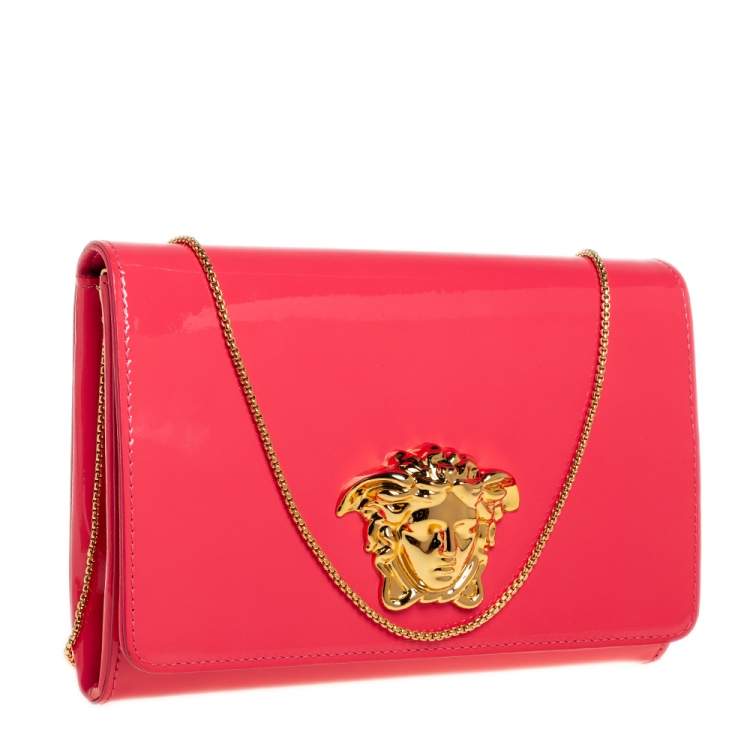 Pre Owned Versace Peach Patent Leather Medusa Chain Clutch