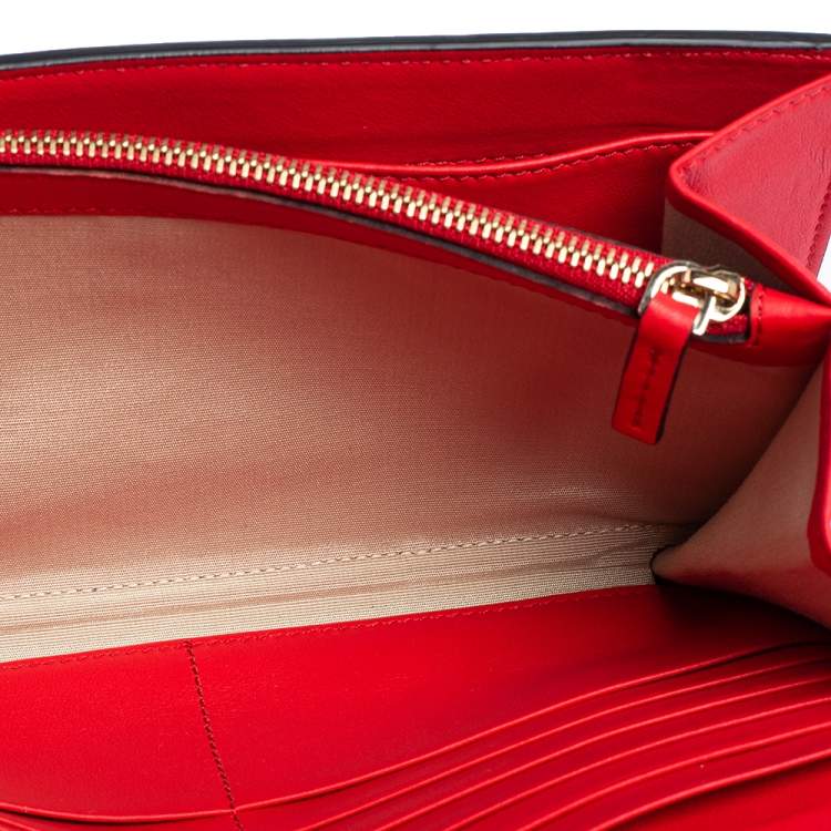 Pre Owned Versace Red Leather Flap Wallet On Chain 