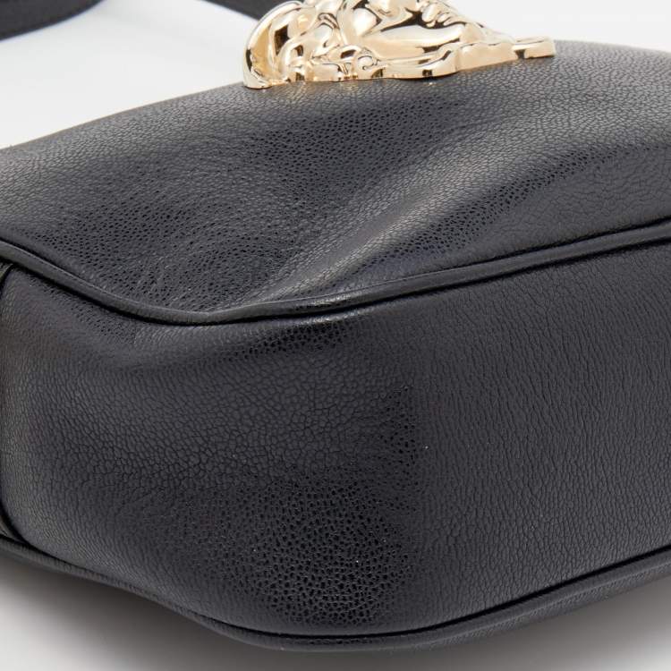مملوكة مسبقًا Versace Black Leather Palazzo Medusa Camera Crossbody Bag
