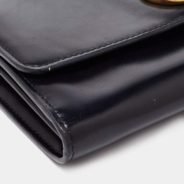 Pre Owned Versace Black Leather Medusa Chain Clutch