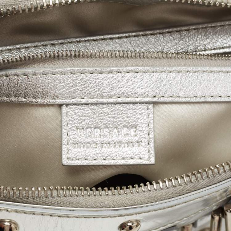 Pre Owned Versace Metallic Silver Ostrich Embossed Leather Snap Out Of It Satchel