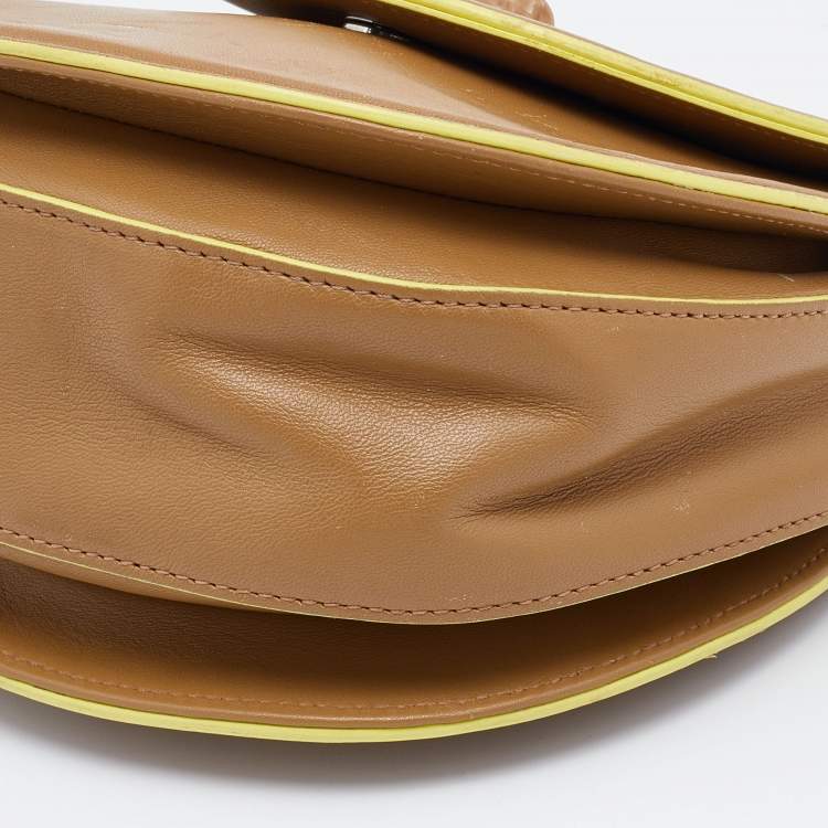 Pre Owned Versace Beige Leather Medusa Flap Shoulder Bag