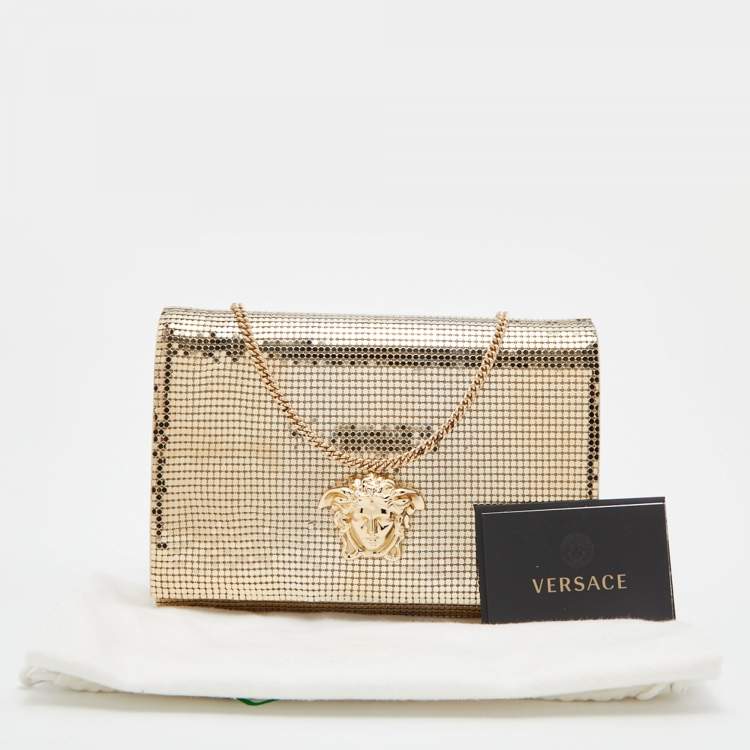 Pre Owned Versace Metallic Gold Metal Mesh Palazzo Medusa Chain Clutch
