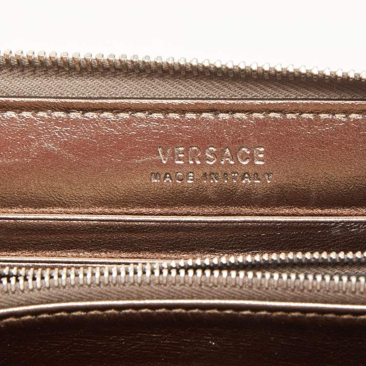 Pre Owned Versace Metallic Embossed Glossy Leather Medusa Zip Around Wallet