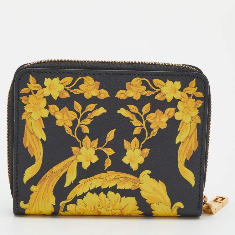 Pre Owned Versace Black/Yellow Baroque Print Coated Canvas Zip Around Wallet