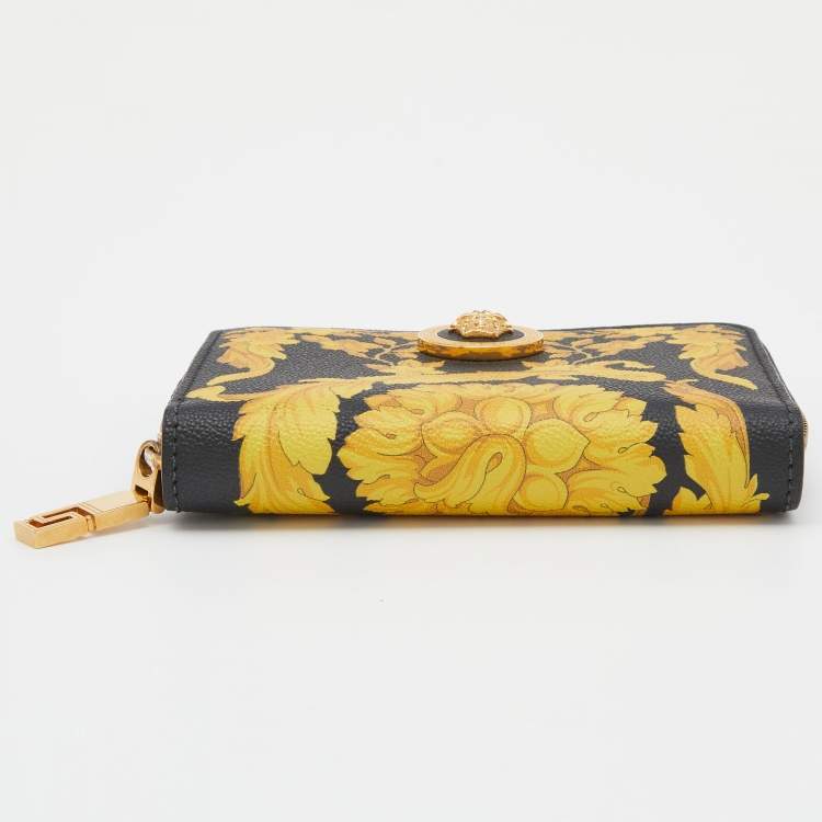 Pre Owned Versace Black/Yellow Baroque Print Coated Canvas Zip Around Wallet