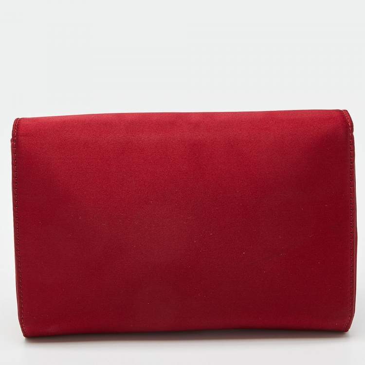 Pre Owned Versace Red Satin Palazzo Medusa Chain Clutch
