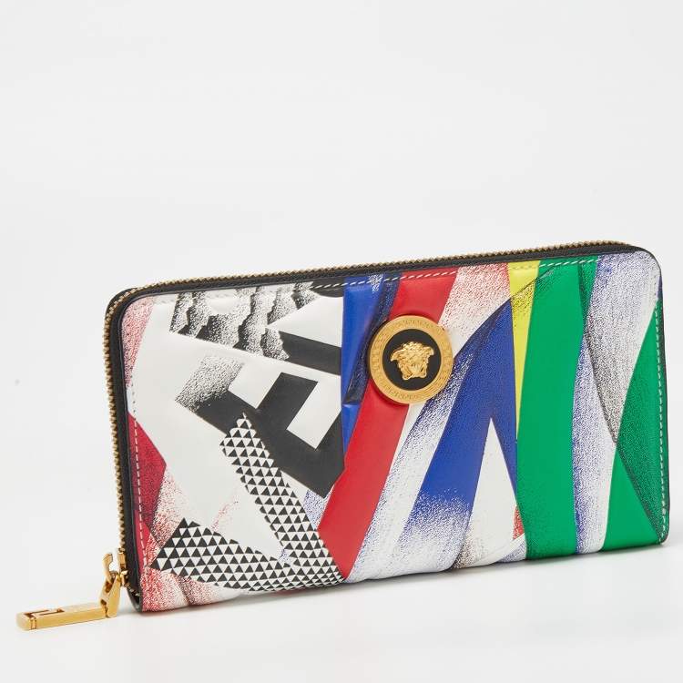 Pre Owned Versace Multicolor Print Leather Zip Around Wallet 