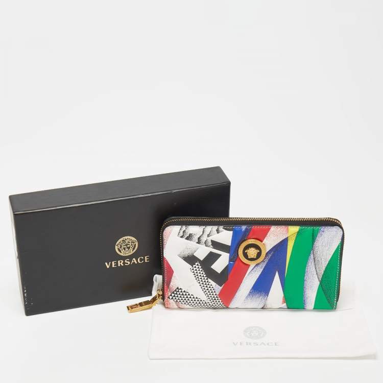 Pre Owned Versace Multicolor Print Leather Zip Around Wallet 