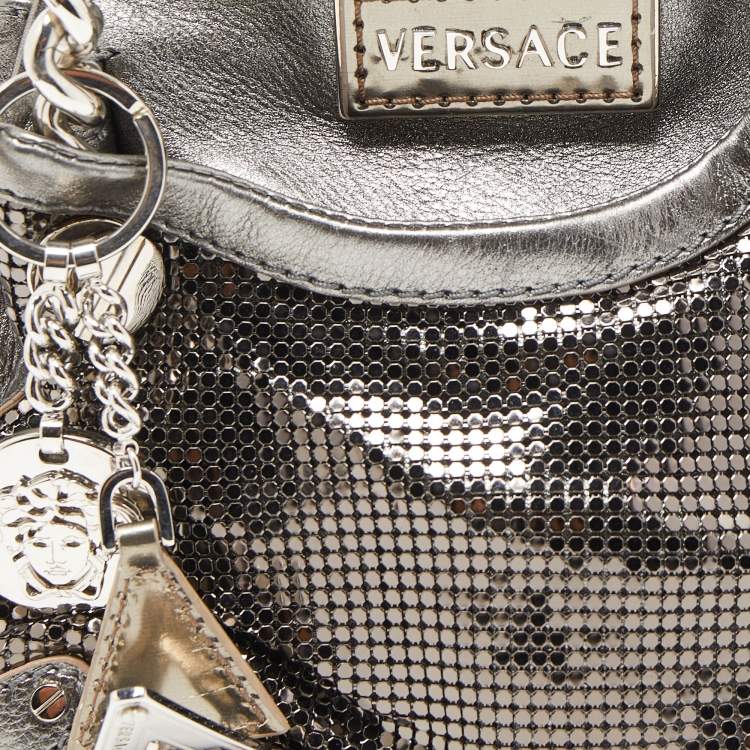 مملوكة مسبقًا Versace Metallic Leather and Metallic Mesh Chain Link Bag