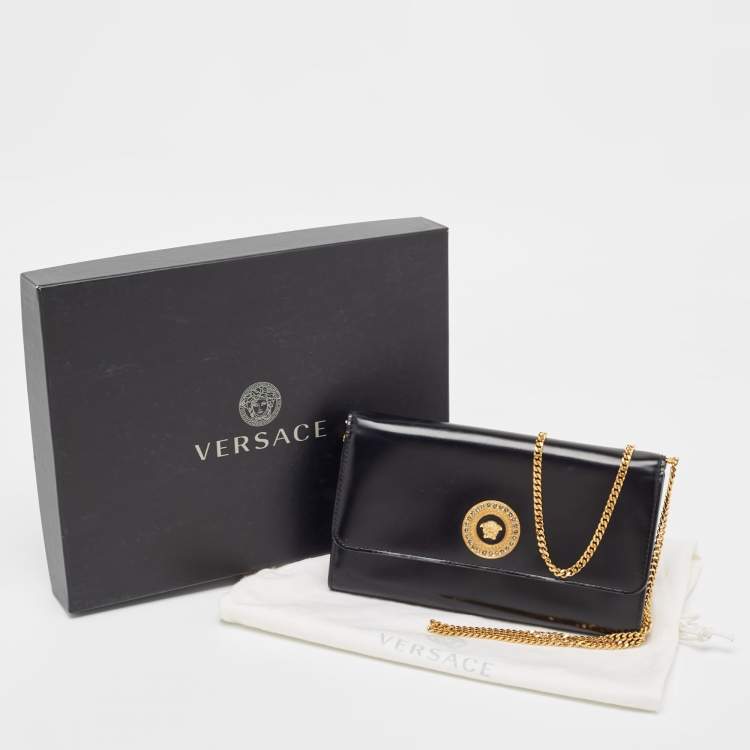 Pre Owned Versace Black Leather Crystals La Medusa Chain Clutch