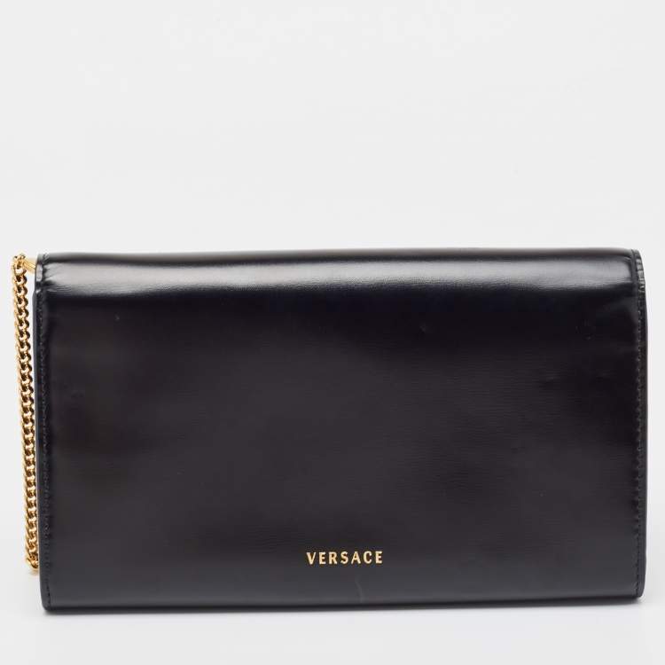Pre Owned Versace Black Leather Crystals La Medusa Chain Clutch