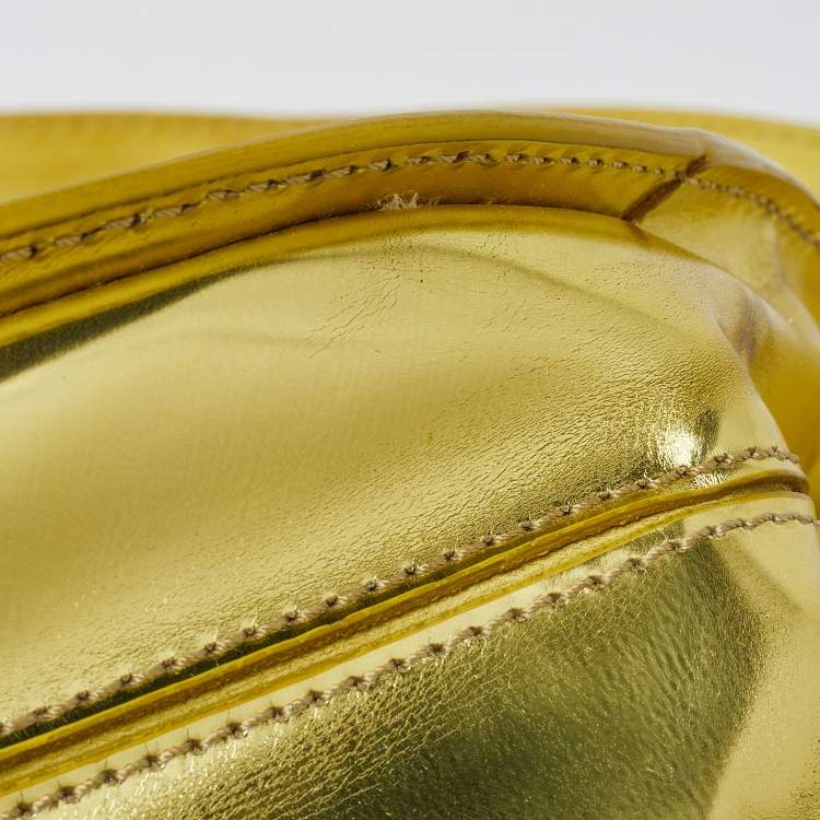 Pre Owned Versace Metallic Green Patent Leather Flap Hobo 