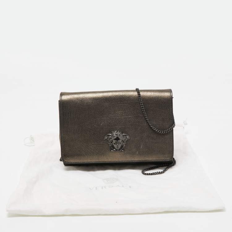 Pre Owned Versace Metallic Leather Palazzo Medusa Chain Clutch