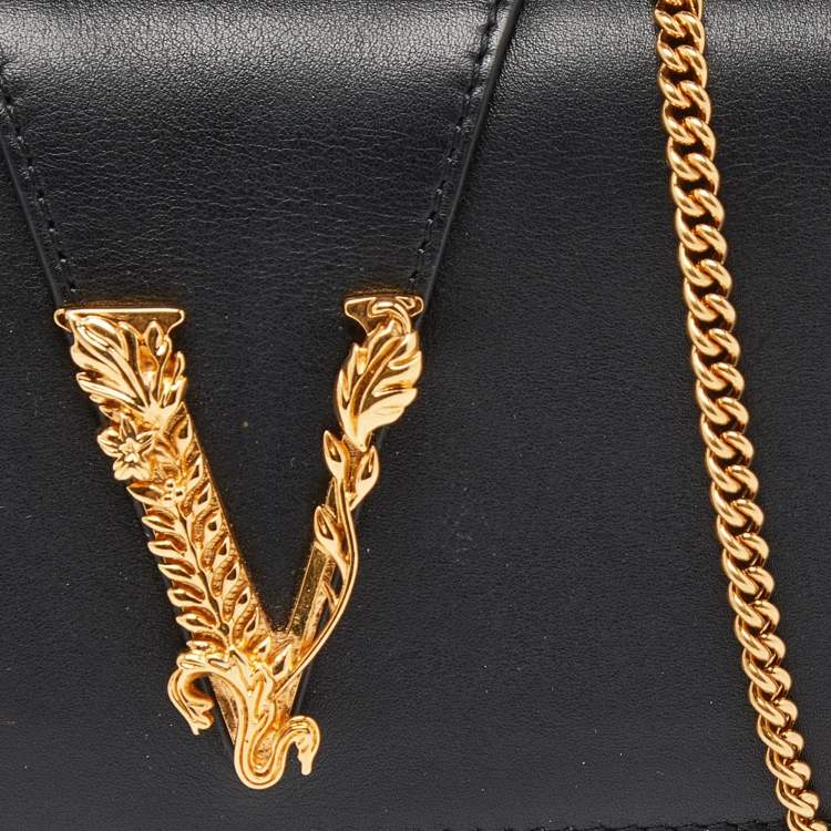 Pre Owned Versace Black Leather Flap Chain Clutch