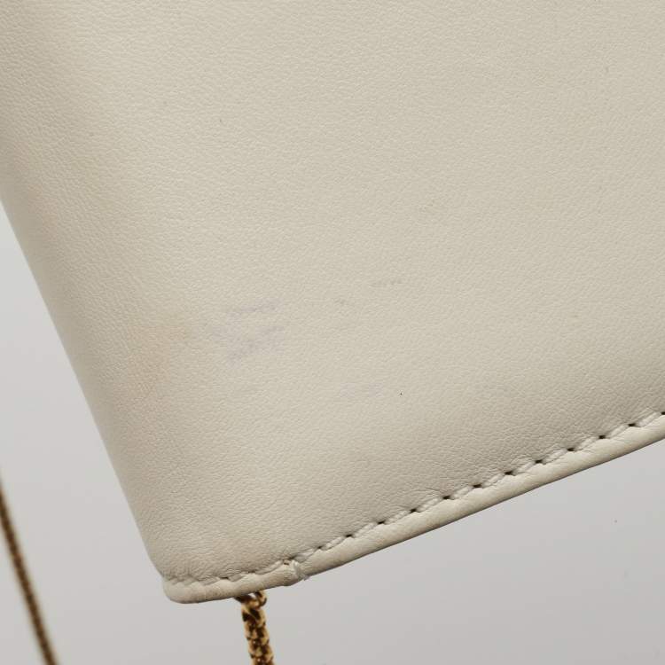Pre Owned Versace Off White Leather Medusa Chain Clutch
