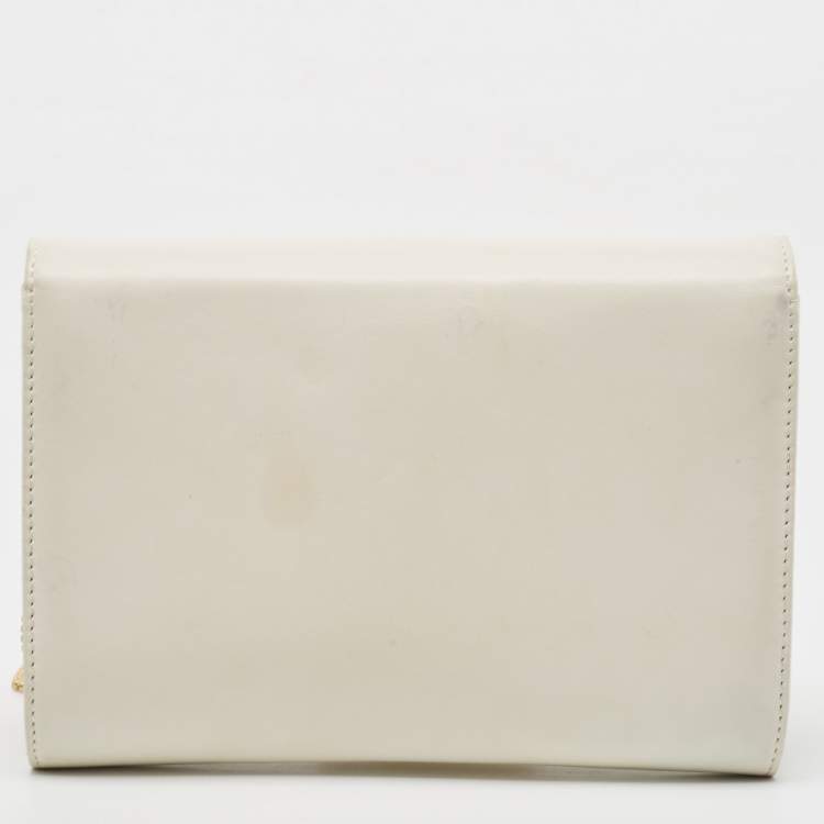 Pre Owned Versace Off White Leather Medusa Chain Clutch