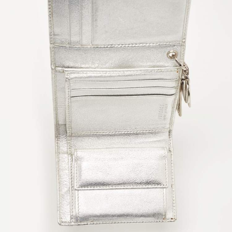 Pre Owned Versace Silver Embossed Leather V Charm Trifold Wallet